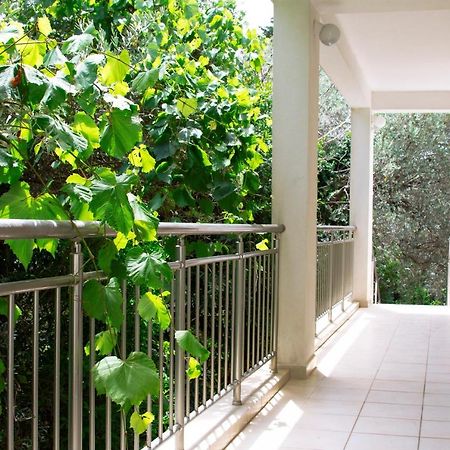 Apartment Superseaview Сутоморе Екстериор снимка