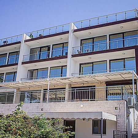 Apartment Superseaview Сутоморе Екстериор снимка