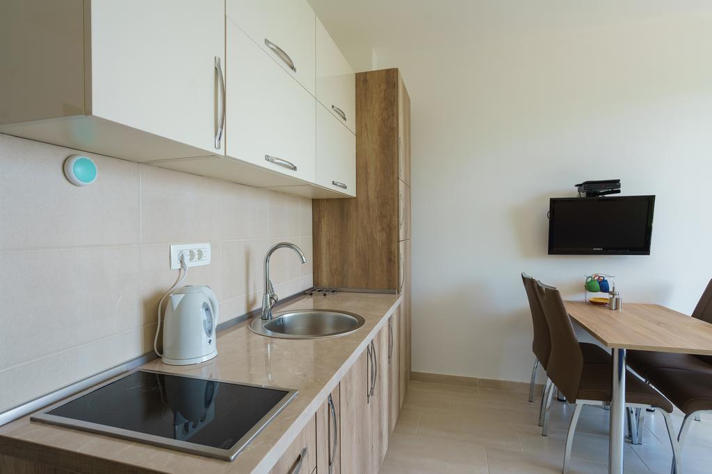Apartment Superseaview Сутоморе Екстериор снимка