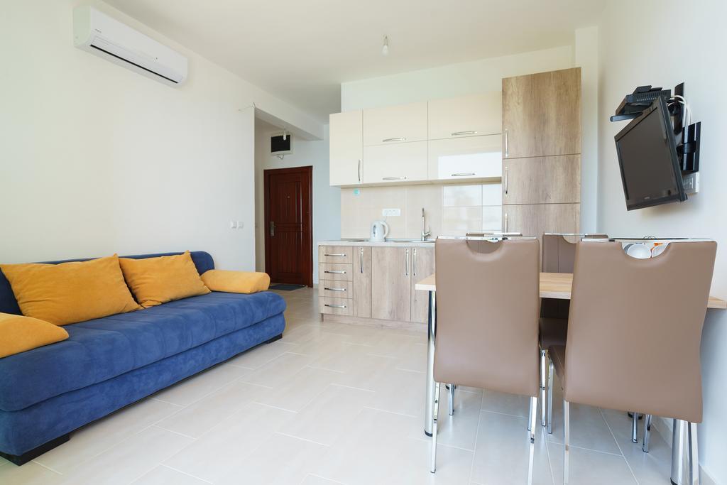 Apartment Superseaview Сутоморе Екстериор снимка