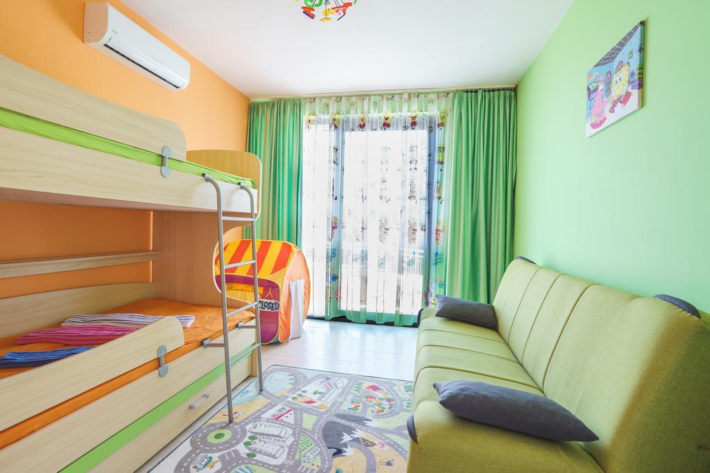 Apartment Superseaview Сутоморе Екстериор снимка